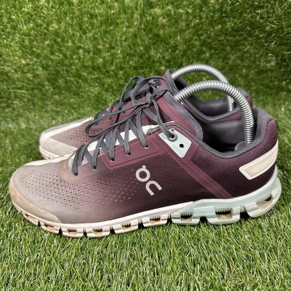 On Cloudflow Mulberry Mineral Speedboard Running - Women's Size 9 (35.99232) - Picture 3 of 10